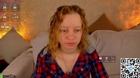 Snapshot of michelle_blond chatting on April 12, 2026, 1:21 am michelle_blond online show from April 12, 2026, 1:21 am