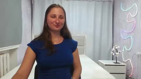 Snapshot of michellee11 chatting on July 6, 2026, 12:57 pm Michel online show from July 6, 2026, 12:57 pm