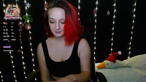 Snapshot of michelleevie chatting on December 27, 2024, 10:05 pm Agatha online show from December 27, 2024, 10:05 pm