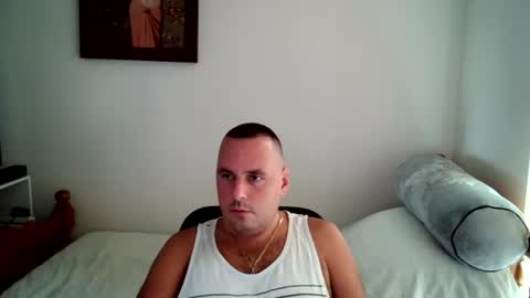 Snapshot of micic3 chatting on July 5, 2026, 11:23 pm micic3 online show from July 5, 2026, 11:23 pm