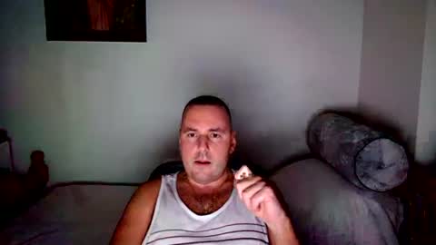 Snapshot of micic3 chatting on July 31, 2026, 2:11 am micic3 online show from July 31, 2026, 2:11 am