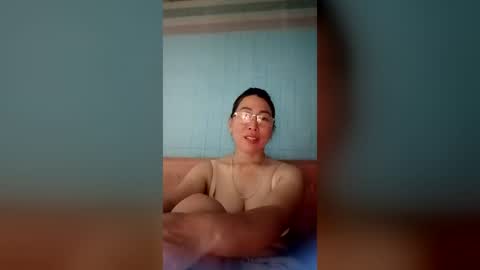 Snapshot of mickye00 chatting on June 21, 2026, 1:24 pm Miky online show from June 21, 2026, 1:24 pm