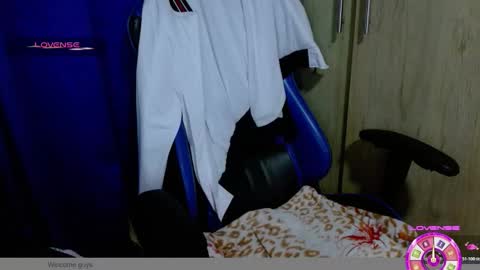 vanesa sexy online show from March 21, 2026, 2:05 am