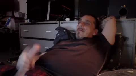 middle123456783939 online show from April 15, 2026, 3:02 am