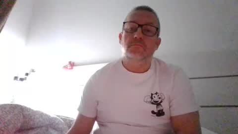 middleton2021 online show from February 6, 2026, 2:49 am