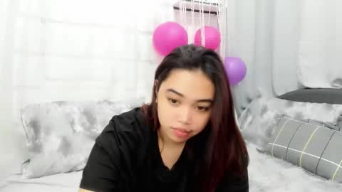 Snapshot of midnightbunny_ chatting on October 15, 2025, 9:42 am Bunny 3 online show from October 15, 2025, 9:42 am