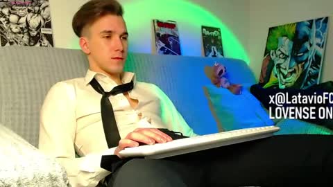 Snapshot of midnighter__ chatting on May 27, 2026, 1:57 am Alexey or just Alex online show from May 27, 2026, 1:57 am
