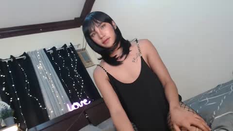 Snapshot of midnightkiller_ chatting on February 5, 2025, 9:40 pm Kitty online show from February 5, 2025, 9:40 pm