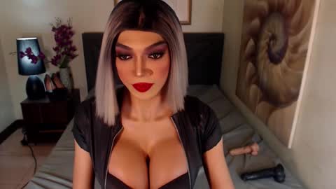 Snapshot of midnightscentxx chatting on January 6, 2025, 6:58 am KATE online show from January 6, 2025, 6:58 am