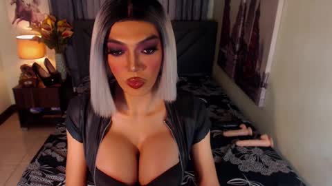 Snapshot of midnightscentxx chatting on January 22, 2025, 5:16 am KATE online show from January 22, 2025, 5:16 am