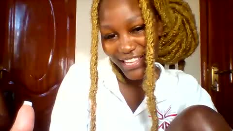 Snapshot of midnightt_tease chatting on September 12, 2025, 11:54 am midnightt_tease online show from September 12, 2025, 11:54 am