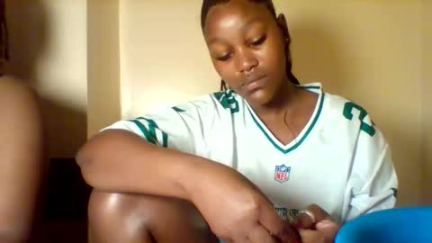 Snapshot of midnightt_tease chatting on October 2, 2025, 8:10 am midnightt_tease online show from October 2, 2025, 8:10 am