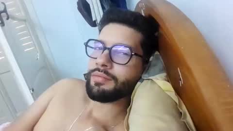 Sam online show from October 4, 2025, 3:54 pm