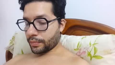 Sam online show from December 14, 2025, 4:12 pm