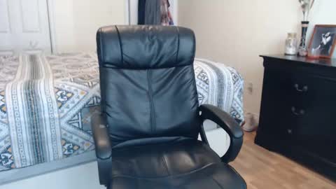 MidsummerNightsDream online show from March 4, 2025, 4:41 pm