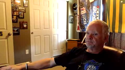 Snapshot of midwestdad09 chatting on September 26, 2025, 6:23 pm midwestdad09 online show from September 26, 2025, 6:23 pm