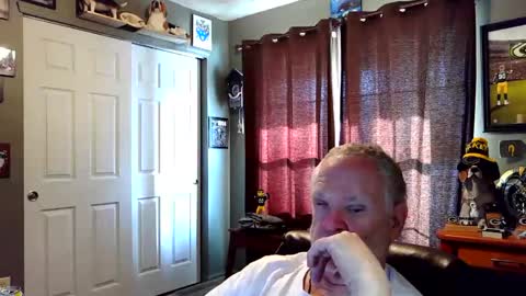 Snapshot of midwestdad09 chatting on December 17, 2025, 7:42 pm midwestdad09 online show from December 17, 2025, 7:42 pm