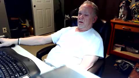 midwestdad09 online show from March 22, 2026, 9:13 am