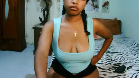 miel_07 online show from April 3, 2026, 11:08 am