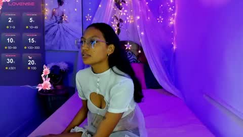 Snapshot of miel_ambar chatting on June 9, 2026, 9:15 pm miel_ambar online show from June 9, 2026, 9:15 pm