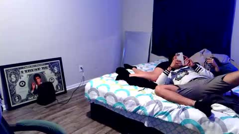 mifriend1998 online show from March 26, 2026, 8:31 am