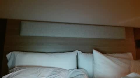 Snapshot of miguel320129 chatting on February 18, 2026, 6:53 am Miggy online show from February 18, 2026, 6:53 am