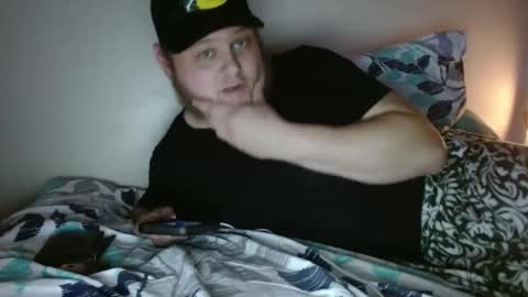 Miggy online show from March 21, 2026, 5:23 am