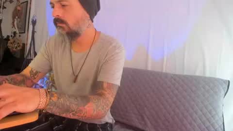 Snapshot of miguel_angeel_ chatting on June 10, 2026, 2:16 pm Miguel Angel online show from June 10, 2026, 2:16 pm
