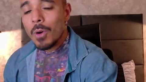 miguelsanfrancisco online show from July 28, 2026, 4:16 pm