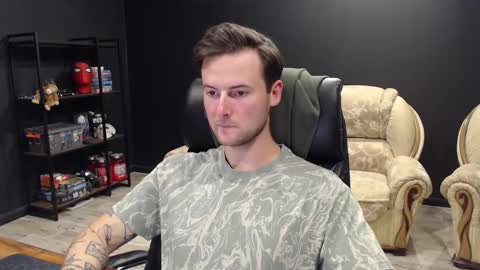 Misha Winchester online show from September 20, 2025, 5:14 pm