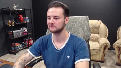 Misha Winchester online show from November 20, 2025, 6:13 am