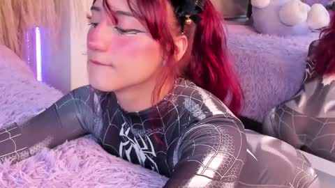   online show from February 9, 2025, 12:08 pm