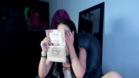 Snapshot of miia_bratz chatting on May 26, 2026, 9:22 pm miia_bratz online show from May 26, 2026, 9:22 pm