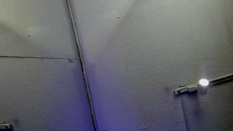 miilu  online show from December 15, 2024, 10:50 am