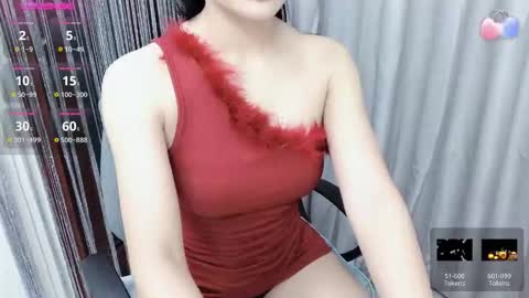 Snapshot of miixuuee chatting on September 9, 2025, 1:05 am Ema online show from September 9, 2025, 1:05 am