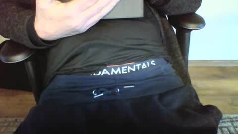 mik online show from January 6, 2025, 11:40 am