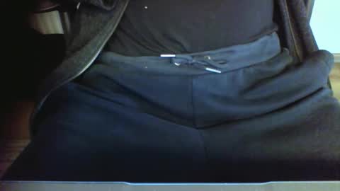 mik online show from September 11, 2025, 9:09 am