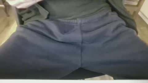 mik online show from January 16, 2026, 2:43 pm