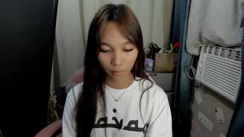 Snapshot of mika_cora chatting on March 2, 2026, 2:35 pm MIKA online show from March 2, 2026, 2:35 pm