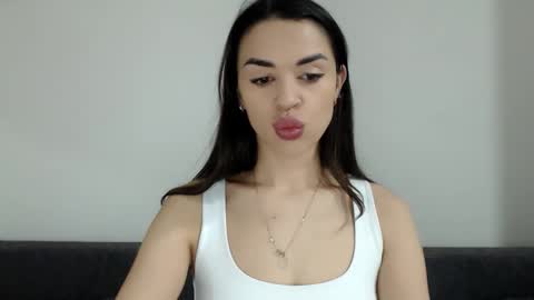 Mika online show from January 19, 2026, 12:20 pm