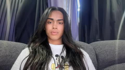 mika_pedersen online show from April 3, 2026, 8:23 am