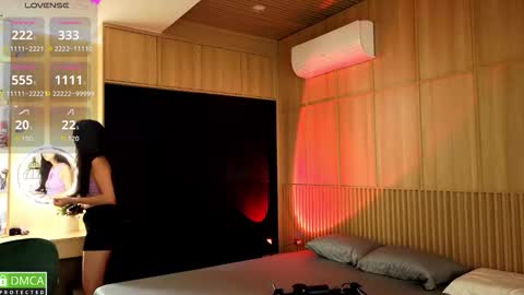 Miko now i live in Vietnam online show from October 25, 2025, 3:40 pm