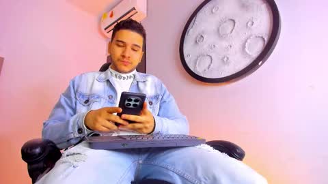 Mike  online show from January 13, 2026, 11:48 am