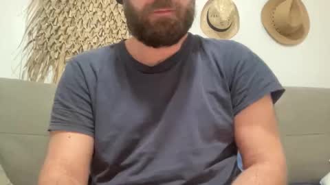 Snapshot of mike_berlin1 chatting on February 1, 2026, 12:31 am MIke online show from February 1, 2026, 12:31 am