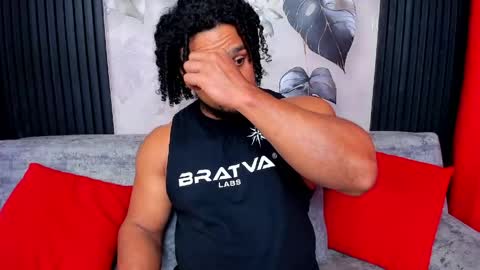 Snapshot of mike_estevess chatting on April 29, 2026, 10:30 am online show from April 29, 2026, 10:30 am