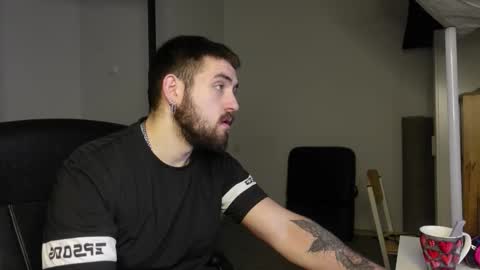 MIKE PLATANO online show from November 12, 2025, 10:09 pm