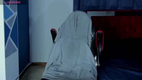 Snapshot of mike_shelby21 chatting on March 5, 2025, 9:05 am mike_shelby21 online show from March 5, 2025, 9:05 am