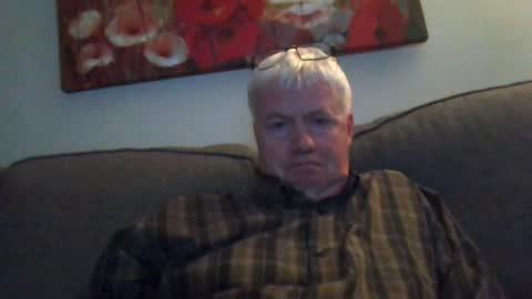 Snapshot of mikeb3200 chatting on July 14, 2026, 3:22 am mikeb3200 online show from July 14, 2026, 3:22 am