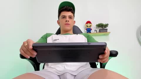 Mike Cooper online show from October 24, 2025, 4:20 am