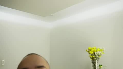 M i k e Crusoe online show from April 17, 2026, 11:30 pm